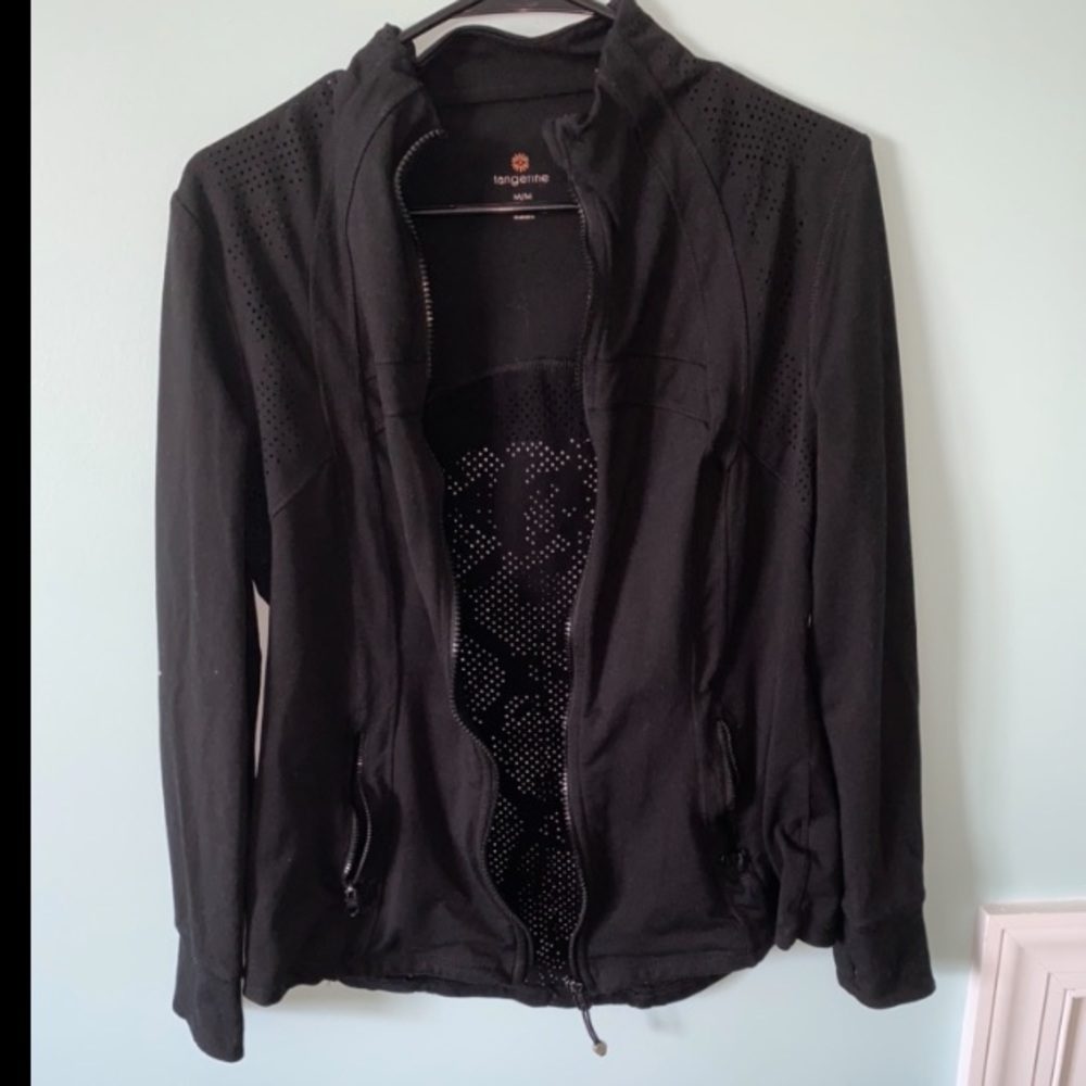 Workout pullover
